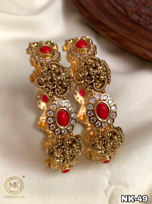 Red coral laskhmi bangle